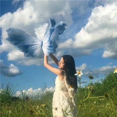 四个婚礼和一个葬礼